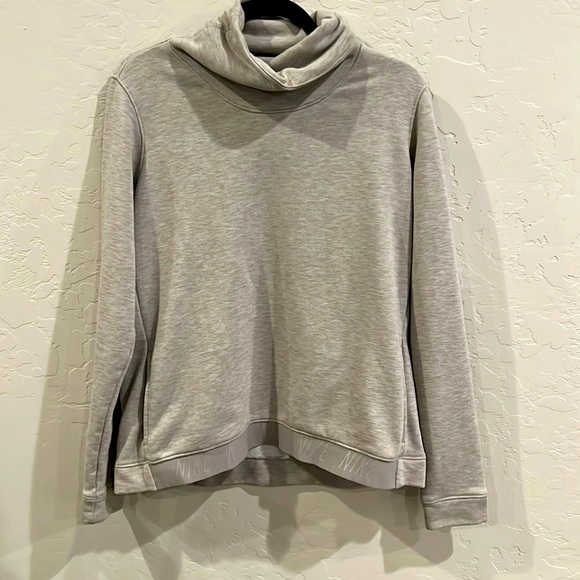 Nike Sweaters - Nike Pullover